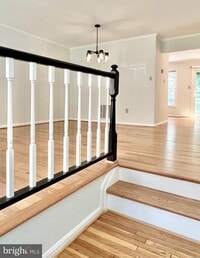 Building Photo - 10611 Pine Haven Terrace