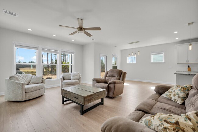 Building Photo - 268 Loblolly Ln