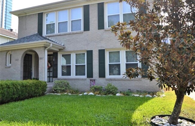 Building Photo - 1505 McDuffie St