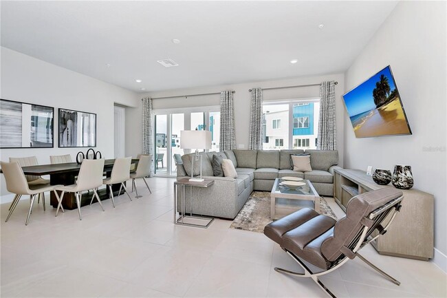 Building Photo - 7740 Sandy Ridge Dr