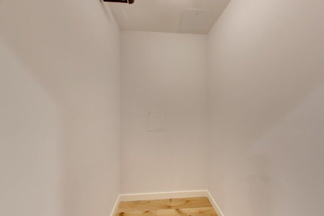 Building Photo - 159 Castro St