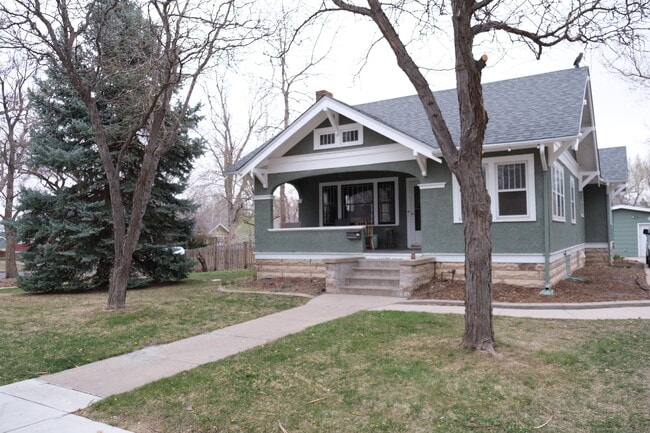 Primary Photo - 1700 13th Ave