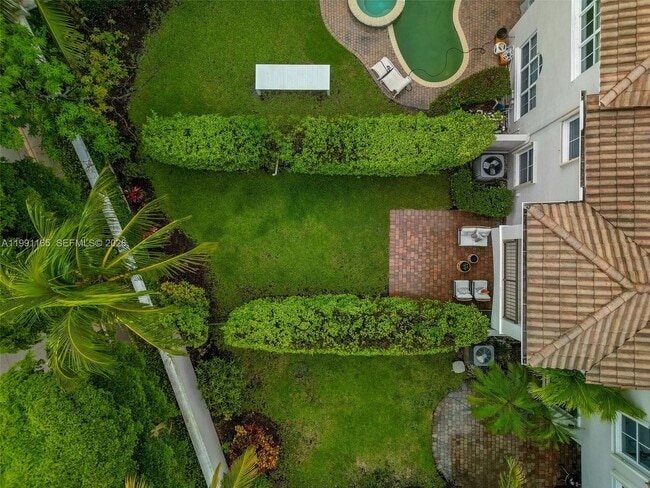 Building Photo - 896 Spinnaker Dr