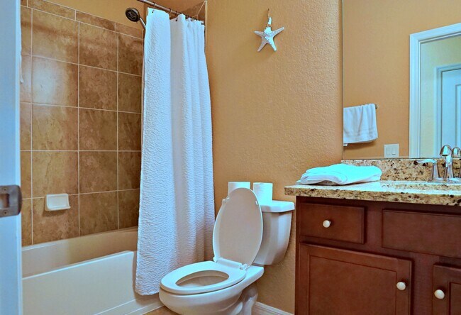 Building Photo - 12948 Broomfield Ln