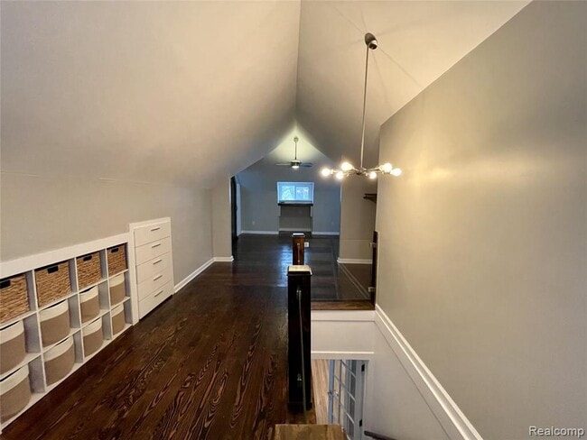 Building Photo - 1103 Mclean Ave