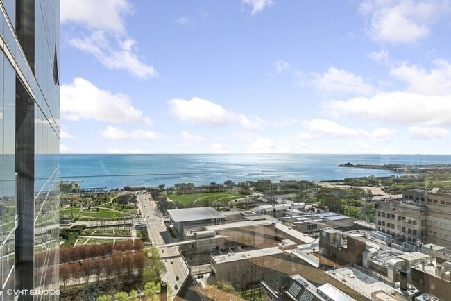 Building Photo - 60 E Monroe St