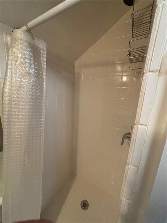 Building Photo - 712 Hope St