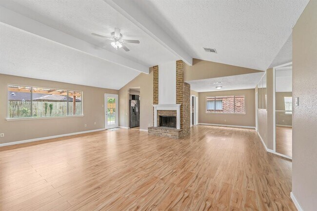 Building Photo - 19511 Westhaven Dr