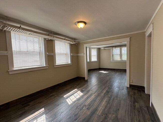 Building Photo - Freshly Renovated 2BR Garden Apartment Near UWM $1,350/mo – Heat + Parking Included