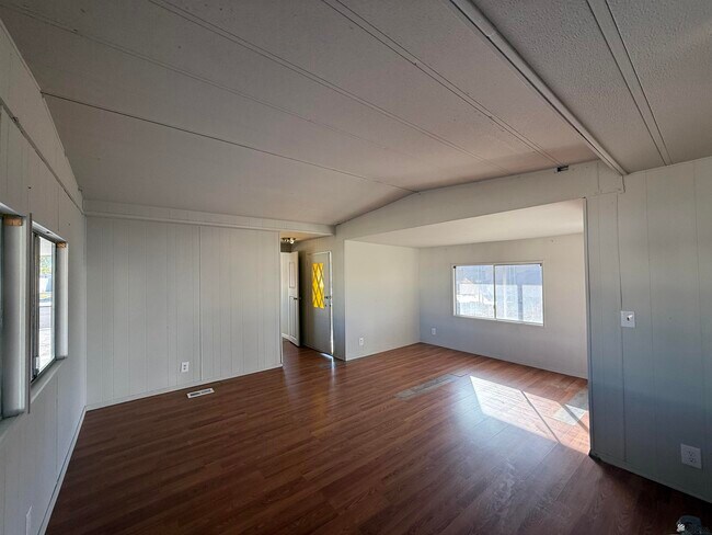 Building Photo - 11268 S Hummingbird Ln