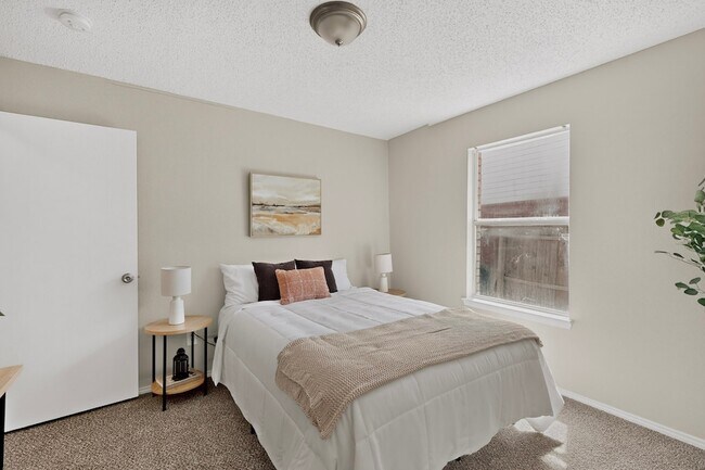 Building Photo - 625 Spillway Dr