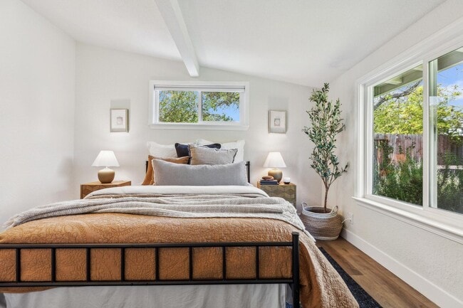 Building Photo - Full Remodeled Single-Level Home in San Rafael