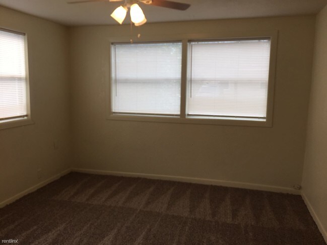 Building Photo - 3 br, 1 bath House - 4501 Aspen St