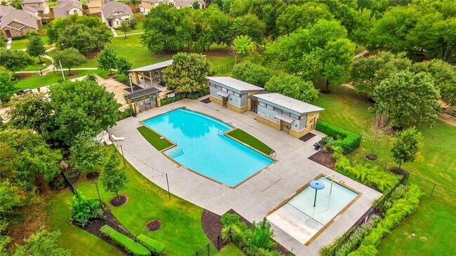 Building Photo - 1029 Winnsboro Lp