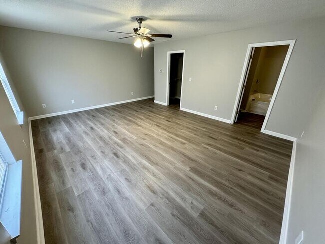 Building Photo - 1916 Chadberry Walk