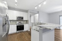 Building Photo - 7728 S Essex Gate Dr