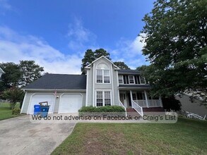 Building Photo - Hillendale- Magellan