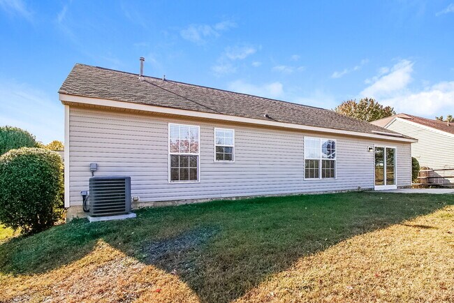 Building Photo - 1528 Moss Creek Dr