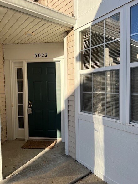 Building Photo - 3022 Kentshire Cir