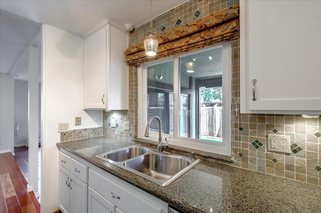 Building Photo - 39191 Argonaut Way