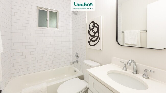 Building Photo - 425 N Rosemont Ave