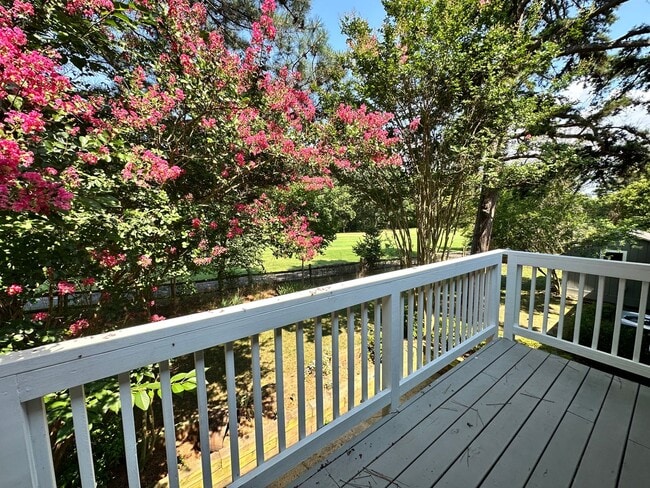 Building Photo - 16079 Molokai Dr