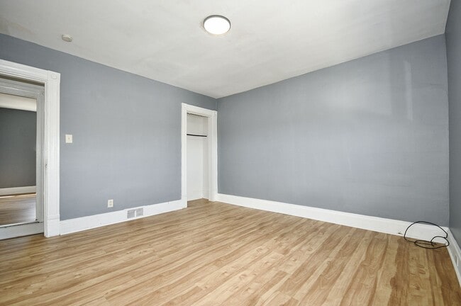 Building Photo - 1912 Pallas St