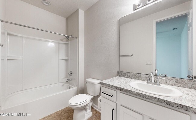 Building Photo - 2077 Amberly Dr