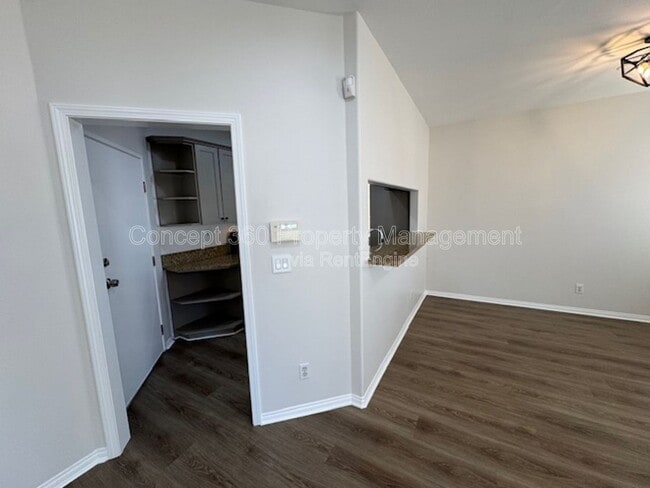 Building Photo - 3536 Linden Ave