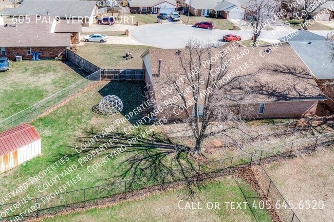 Building Photo - 605 Palo Verde Ct