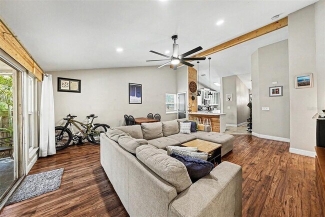 Building Photo - 6209 Interbay Blvd