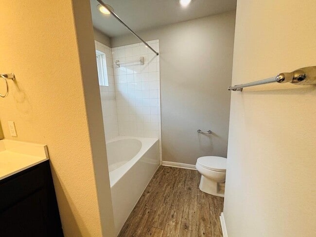 Building Photo - 1305 Bear Peak Ln