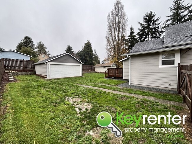 Building Photo - Newly Remodeled 2-Bedroom, 2-Bath Tacoma Home with Finished Basement, Large Backyard, and Detache...