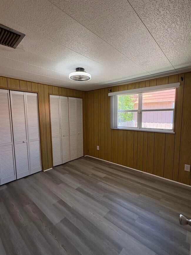 Building Photo - 892 Palermo Rd