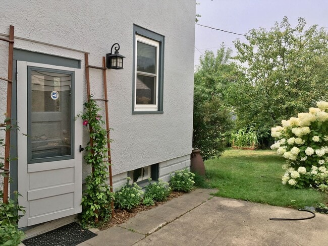 Building Photo - NORTHEAST HOME FOR RENT