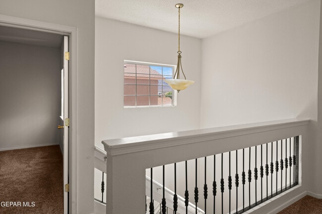 Building Photo - 5376 Jose Duran Ln