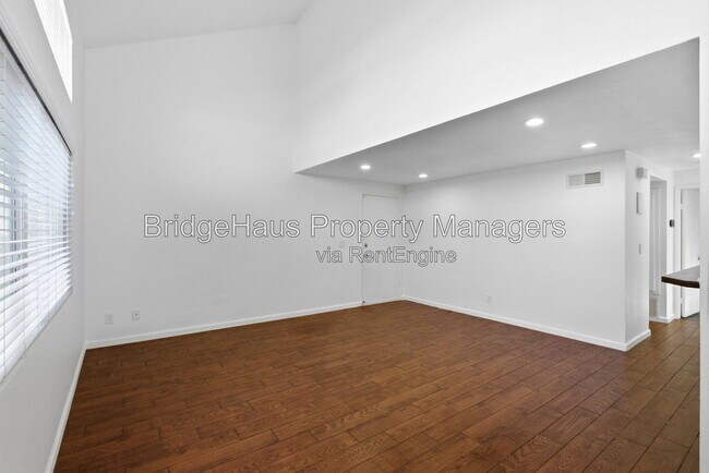 Building Photo - 7328 Tooma St