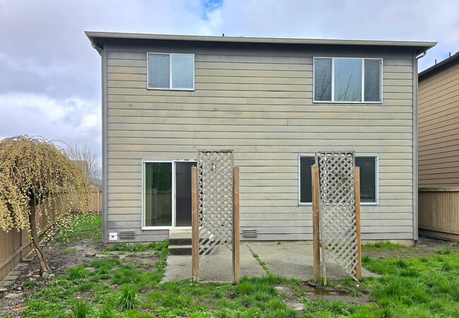 Building Photo - 4 Bedroom Home in Lake Stevens Available Now!