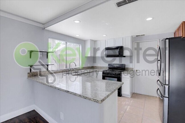 Building Photo - 3462 Bridgeford Dr