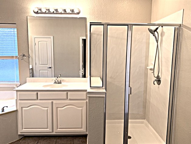 Building Photo - 5008 Odeum Ct