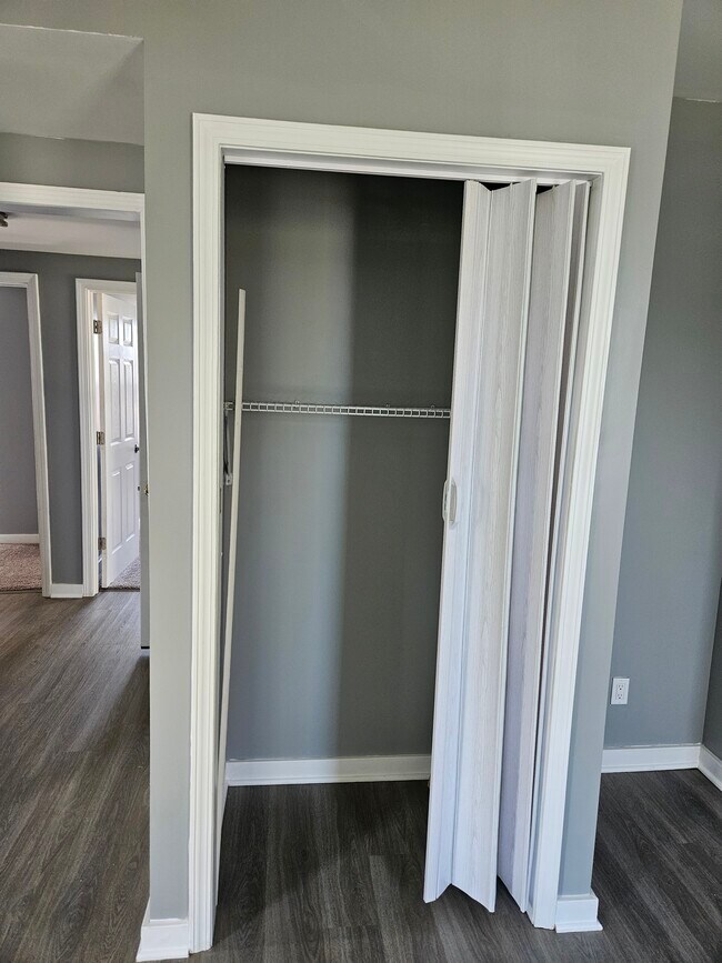 Building Photo - 1302 W 116th St