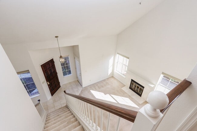 Building Photo - 3 Bed / 3 Bath single family home with huge backyard in Foster City. YouTube tour!!