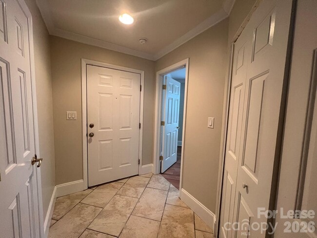 Building Photo - 18733 Vineyard Point Ln