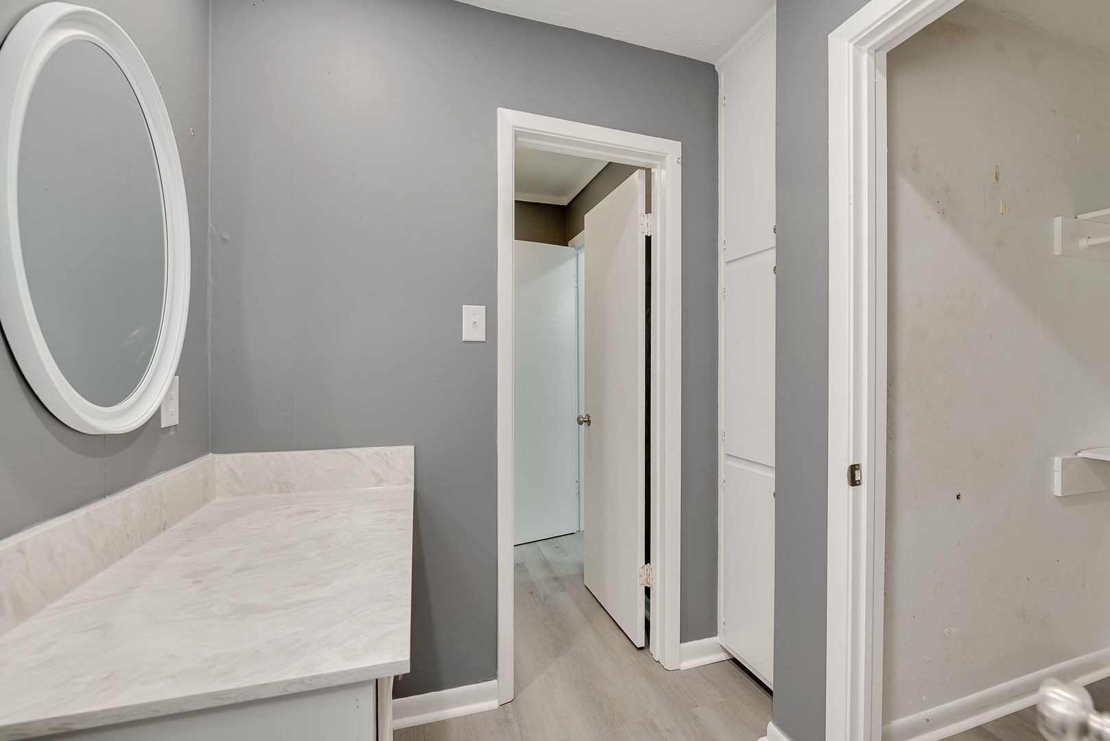 Building Photo - 3 Bed, 1.5 Bath Townhome in Bryan for August Move In!