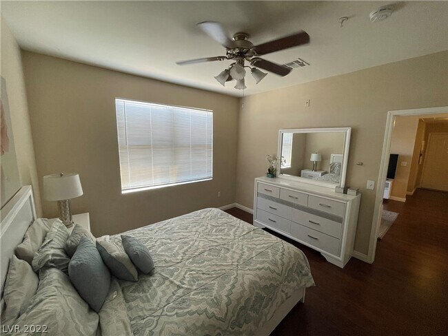 Building Photo - 2900 Sunridge Heights Pkwy