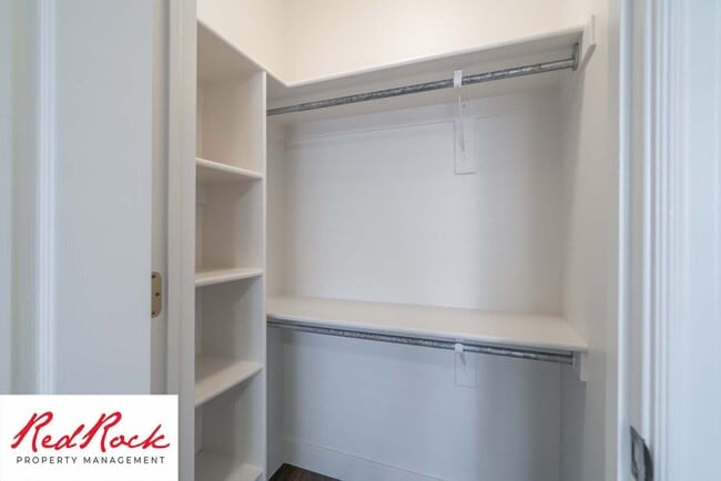 Building Photo - Spacious 3-Bed, 2-Bath Ivins Townhome – Do...