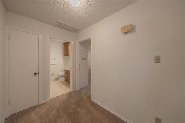 Building Photo - 3704 Hulen Park Dr