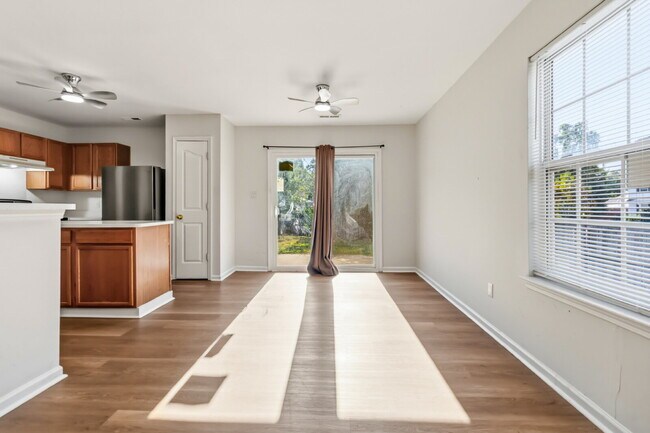 Building Photo - 1428 Nature Pl
