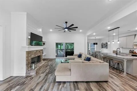 Building Photo - 1021 Windsor Creek Dr