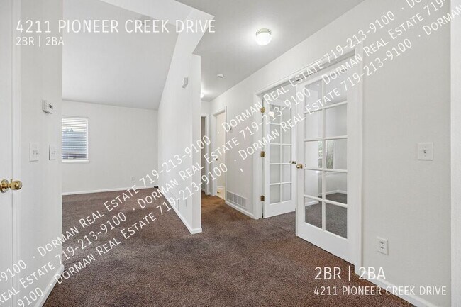 Building Photo - 4211 Pioneer Creek Dr